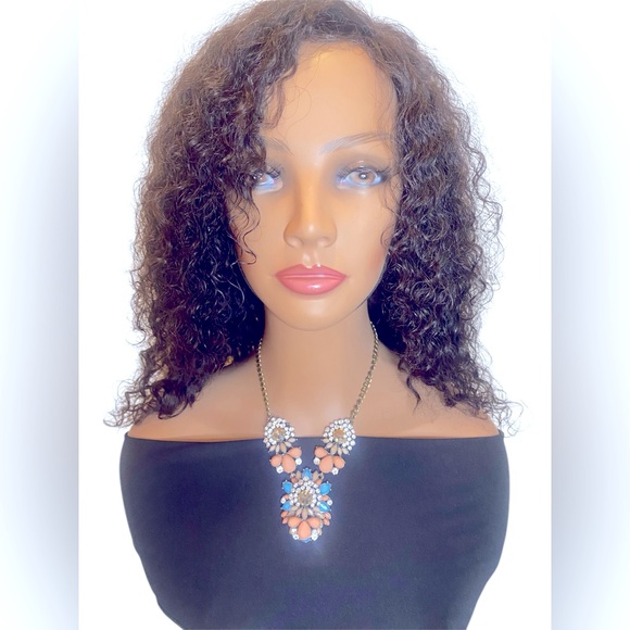 unbranded Jewelry - 🌺Elegant Statement Necklace with Blue and Peach Accents